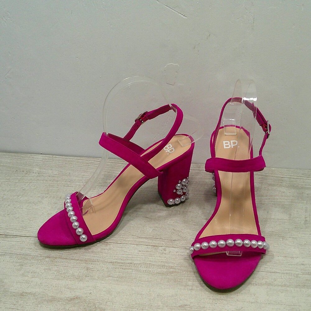 Elegant Pearl Embellished Fushia Strappy High Block Heels BP Size 7.5